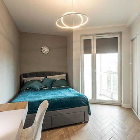 B&W Luxurious Apartment In The Center Of Breslavia Esterno foto
